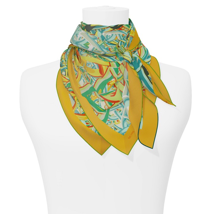 "Pop Chain" square 90 scarf