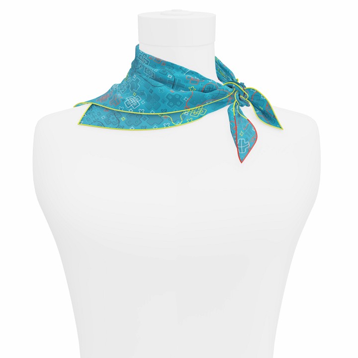 "Criss Cross" square 70 scarf