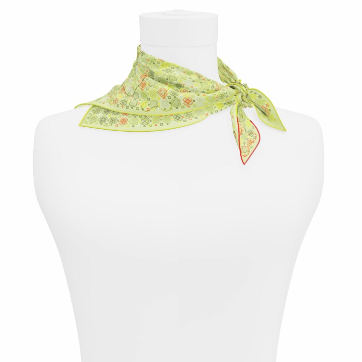 "Criss Cross" square 45 scarf